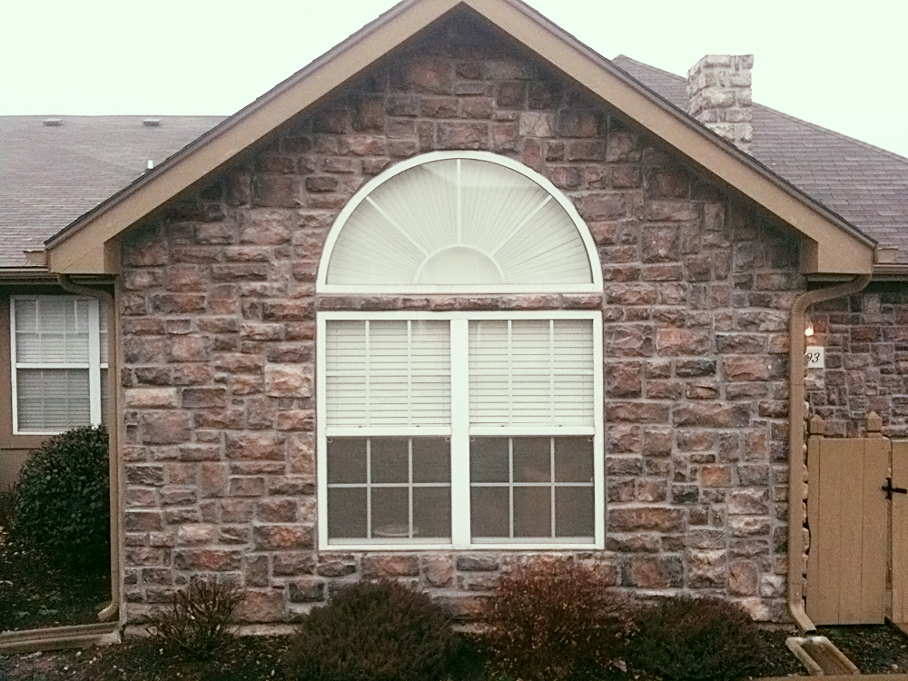window_stone front
